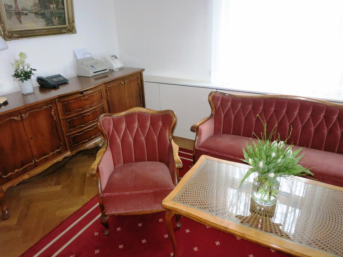Gaestehaus Leipzig Bagian luar foto
